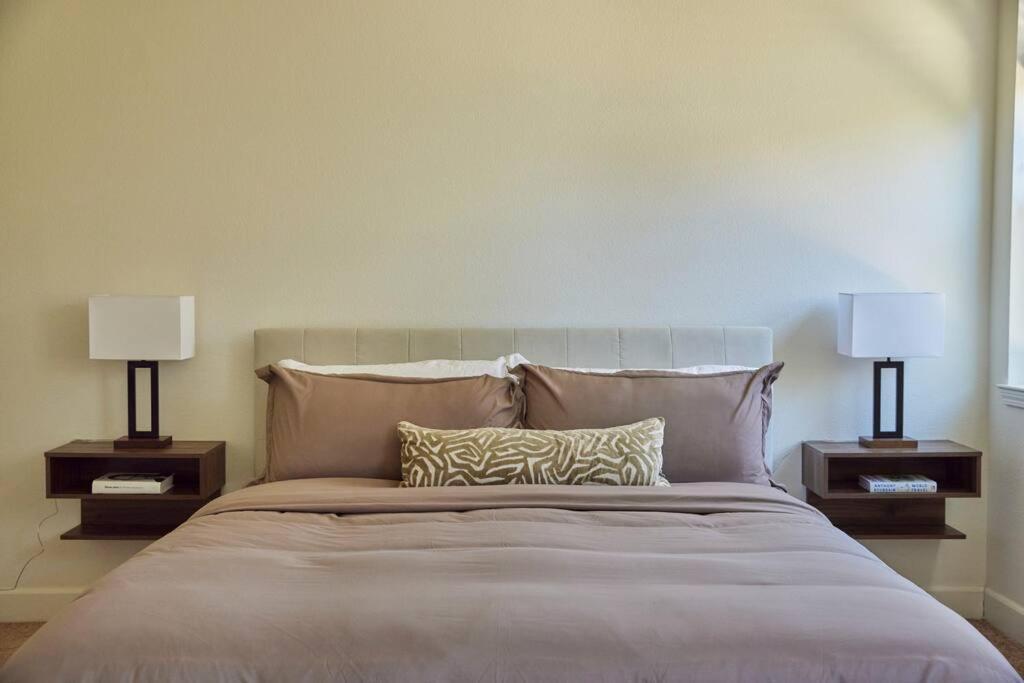 New Upscale House, Tahoe 30-Min W/ Cal King Reno Exteriör bild