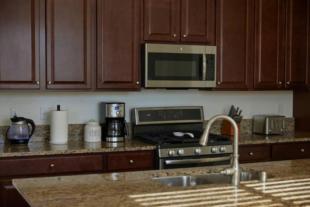New Upscale House, Tahoe 30-Min W/ Cal King Reno Exteriör bild