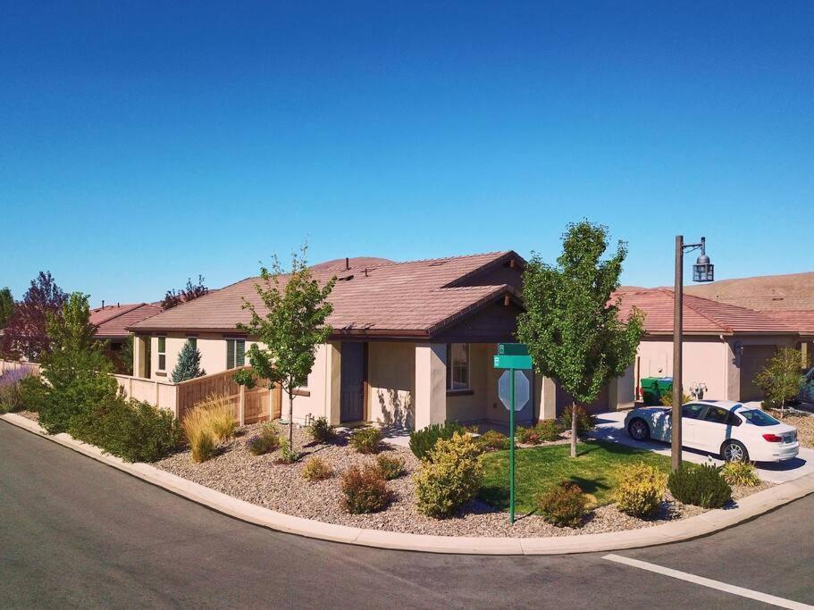 New Upscale House, Tahoe 30-Min W/ Cal King Reno Exteriör bild